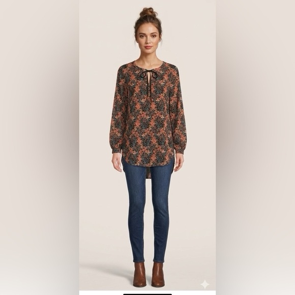 DR2 Tops - DR2 Elegant Floral Women's Blouse - Black and Orange Medium